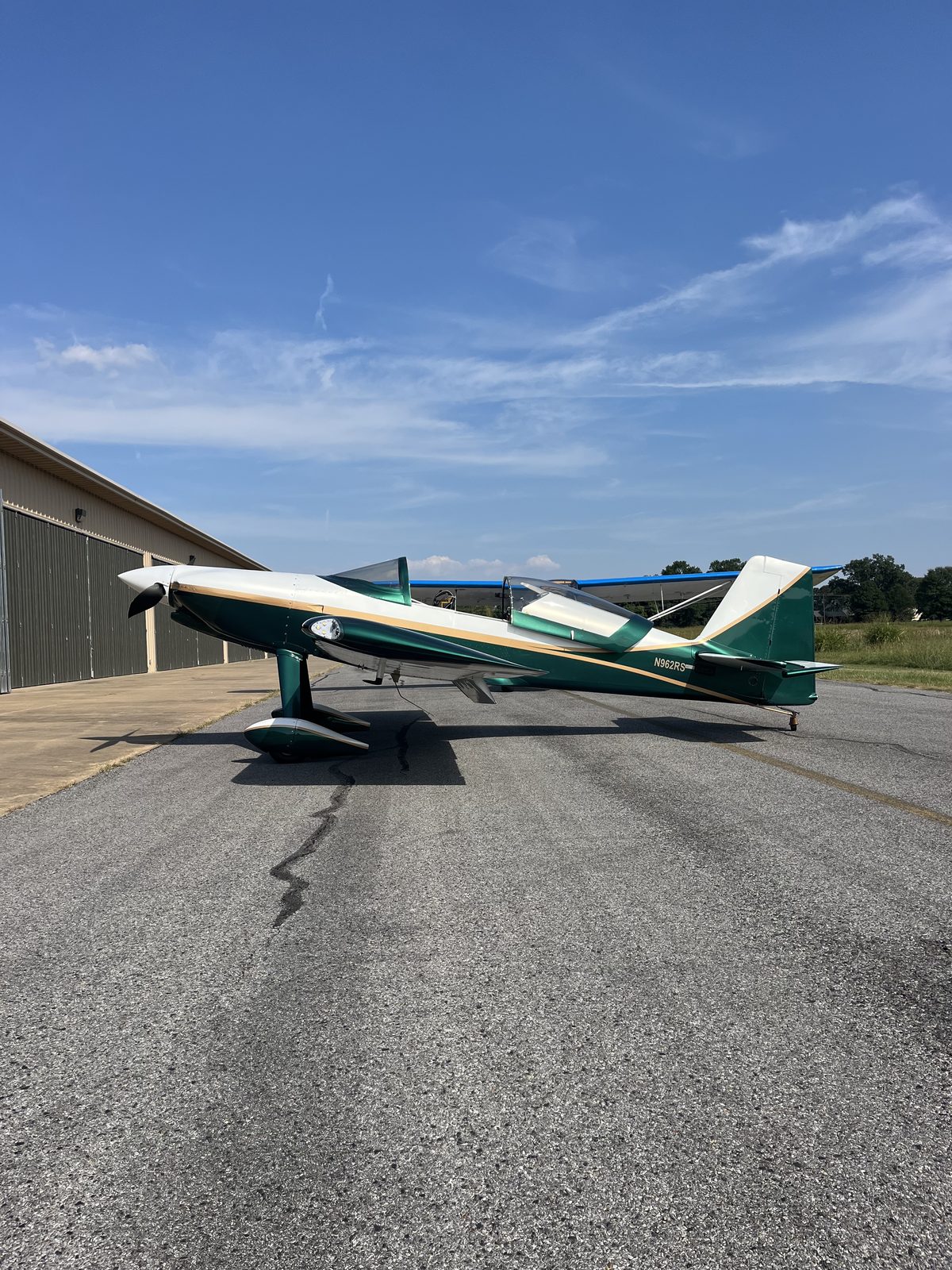 Casey Paris gallery photo 7